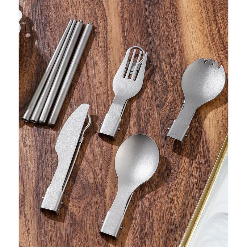 Zestaw składanych przyborów ku – Camping Cooking Cutlery Set recenzja i cena
